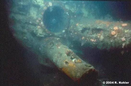 父母立遗嘱不让孩子继承不写遗嘱行吗