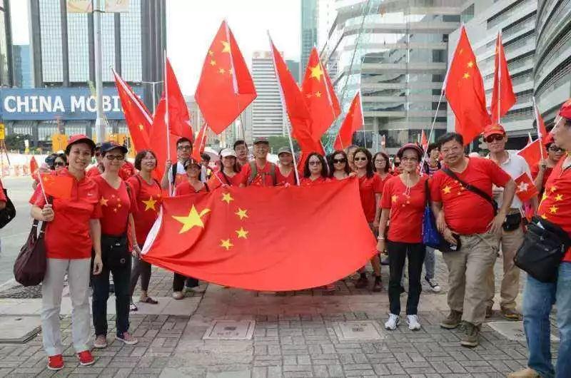 欢乐砸瓶子